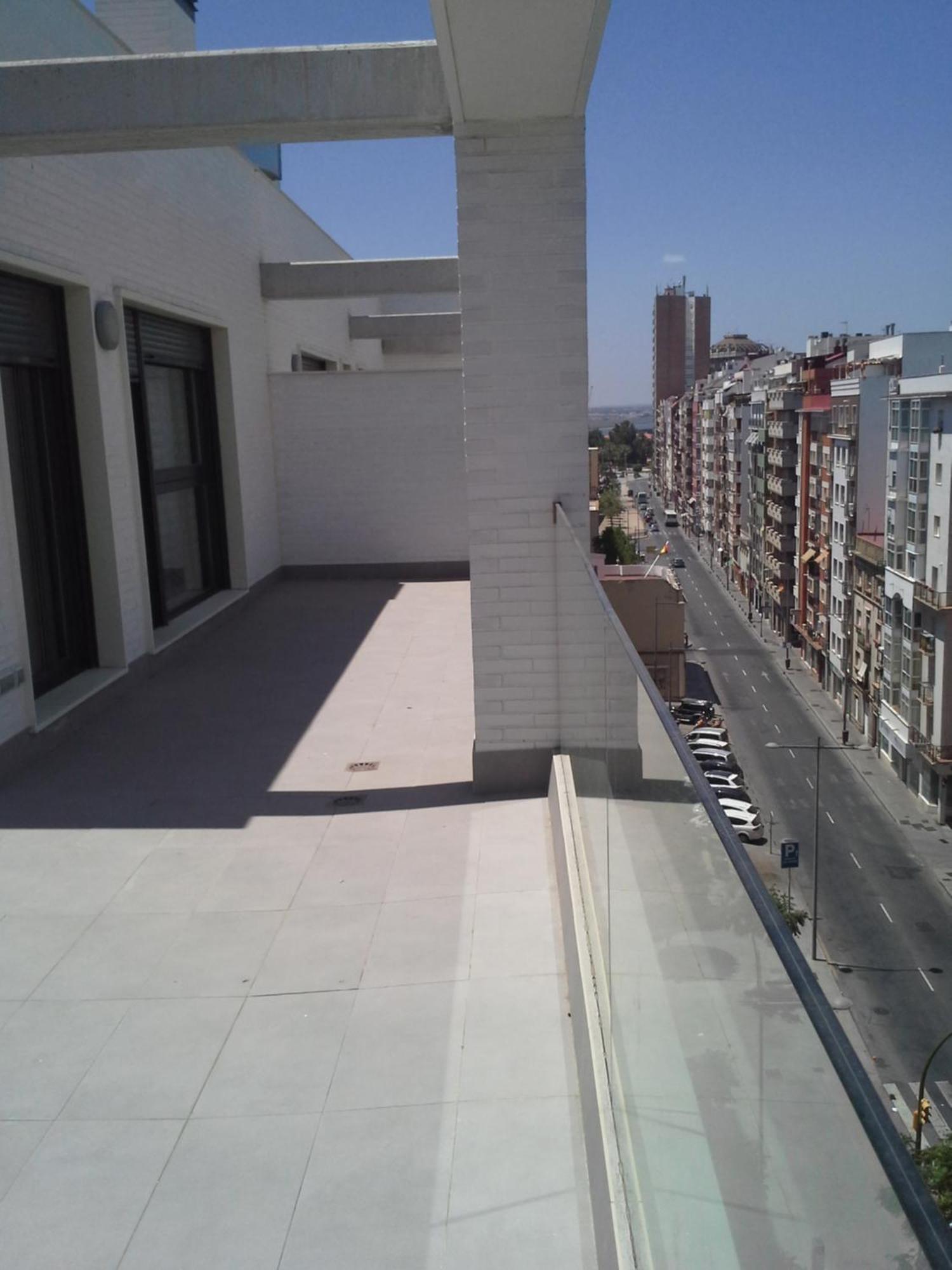 Atico Centro ,Parking Edificio Incluido Apartment อูเอลบา ภายนอก รูปภาพ