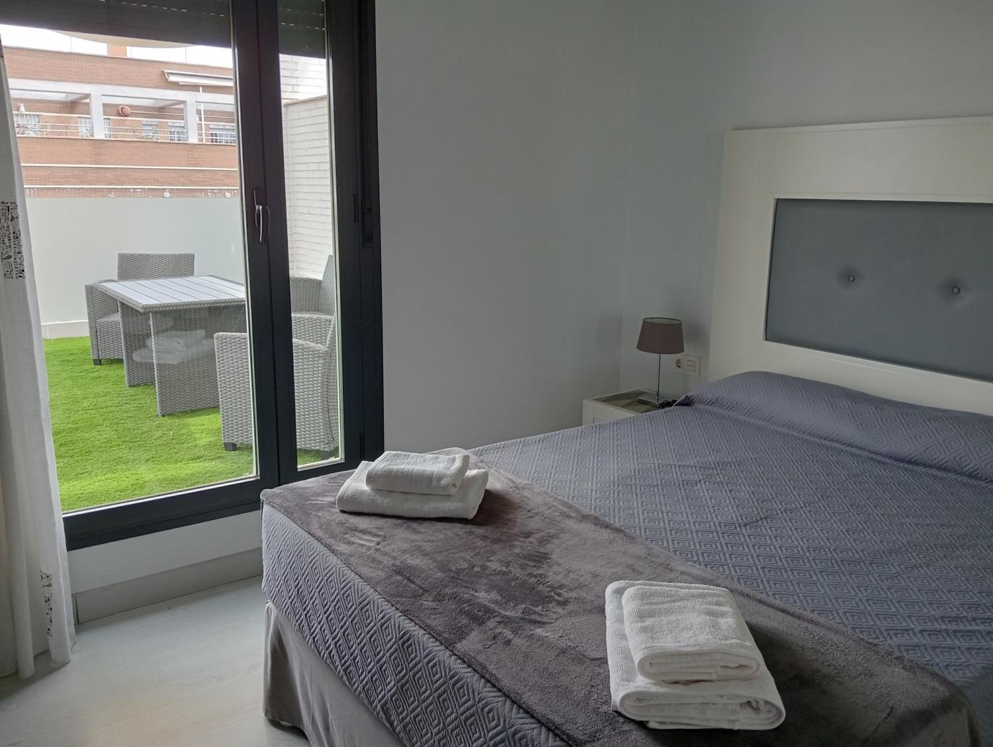 Atico Centro ,Parking Edificio Incluido Apartment อูเอลบา ภายนอก รูปภาพ